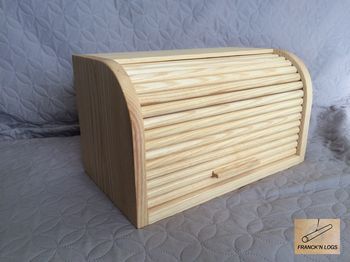 Cliquer pour agrandir Huche à pain